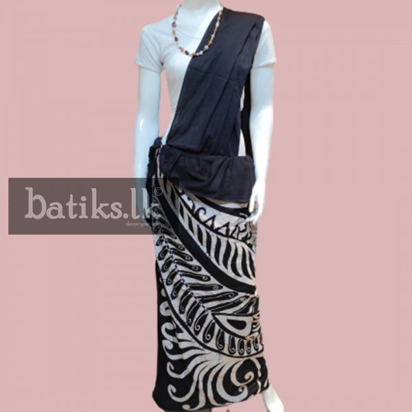 Cotton Batik Saree in Black & White with leaf Design Pattern